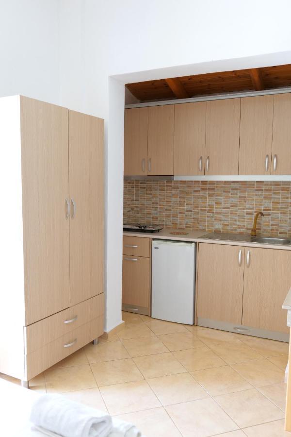 Pellumb Apartments Ksamil Eksteriør billede